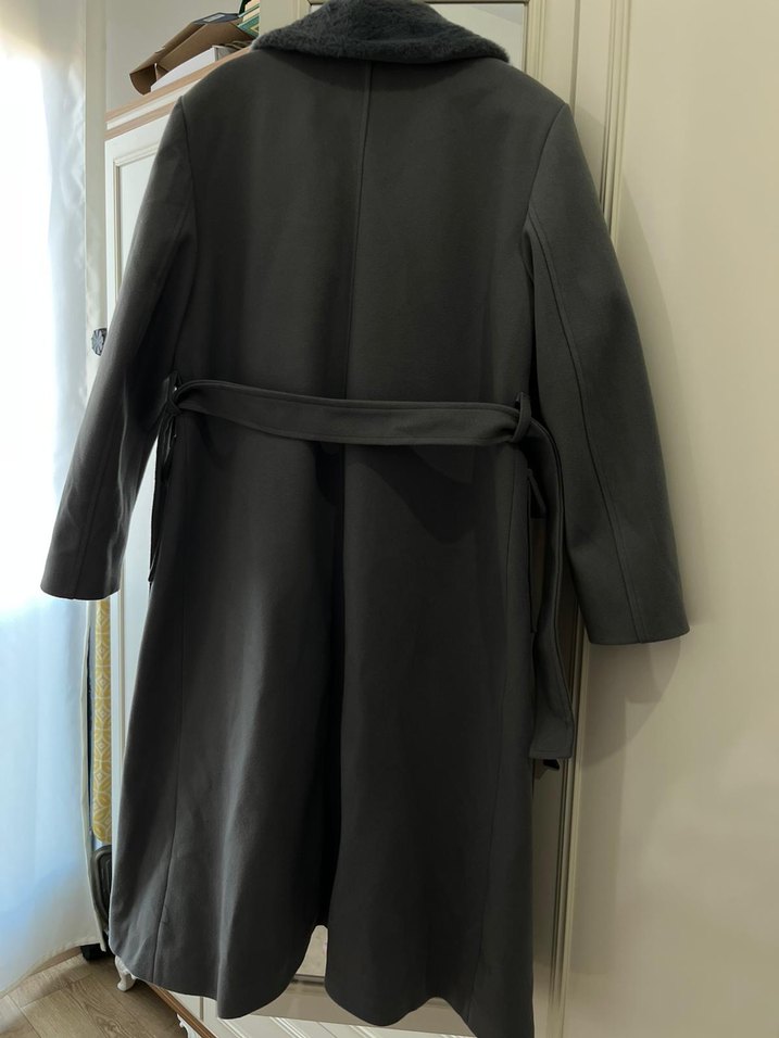 Gri kürklü uzun kaban - Görsel 3