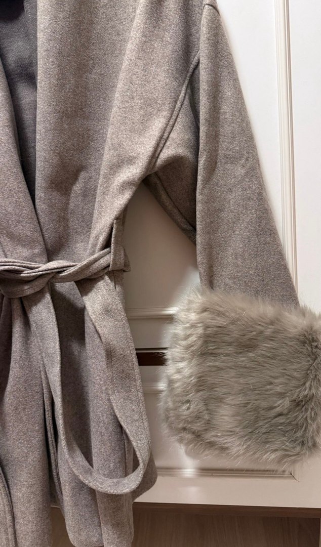 Kolu kürklü kaşe kaban - Görsel 2