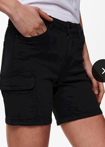 Kadın Siyah Rahat Şort - Görsel 2