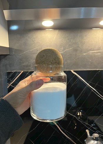 Cam Kavanozda Beyaz Toz - Görsel 2