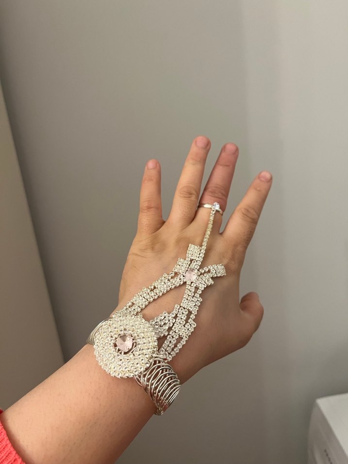 Beyaz Yılan Desenli Boncuklu Kadın El Zinciri - Görsel 3