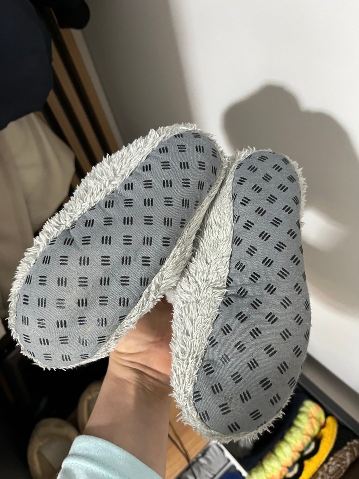 Kızlar için Gri Örgü Sıcak Ev Terliği - Görsel 2