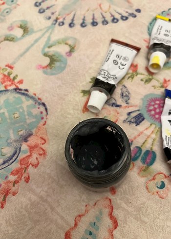 Çok Renkli Boya Tüpleri ve Şişe Seti - Görsel 2