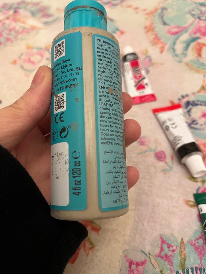 Çok Renkli Boya Tüpleri ve Şişe Seti - Görsel 4