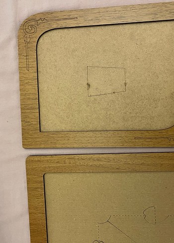 Bej ve Ahşap Görünümlü Çerçeveler - Görsel 4