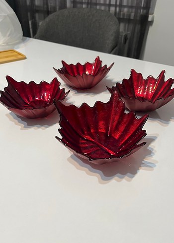 Koyu Kırmızı Yaprak Şeklinde Dekoratif Tabaklar - Görsel 3