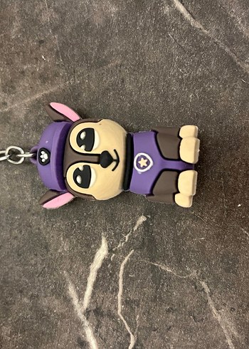 Mor Biker Tarzı Zincir Detaylı Anahtarlık - Görsel 2