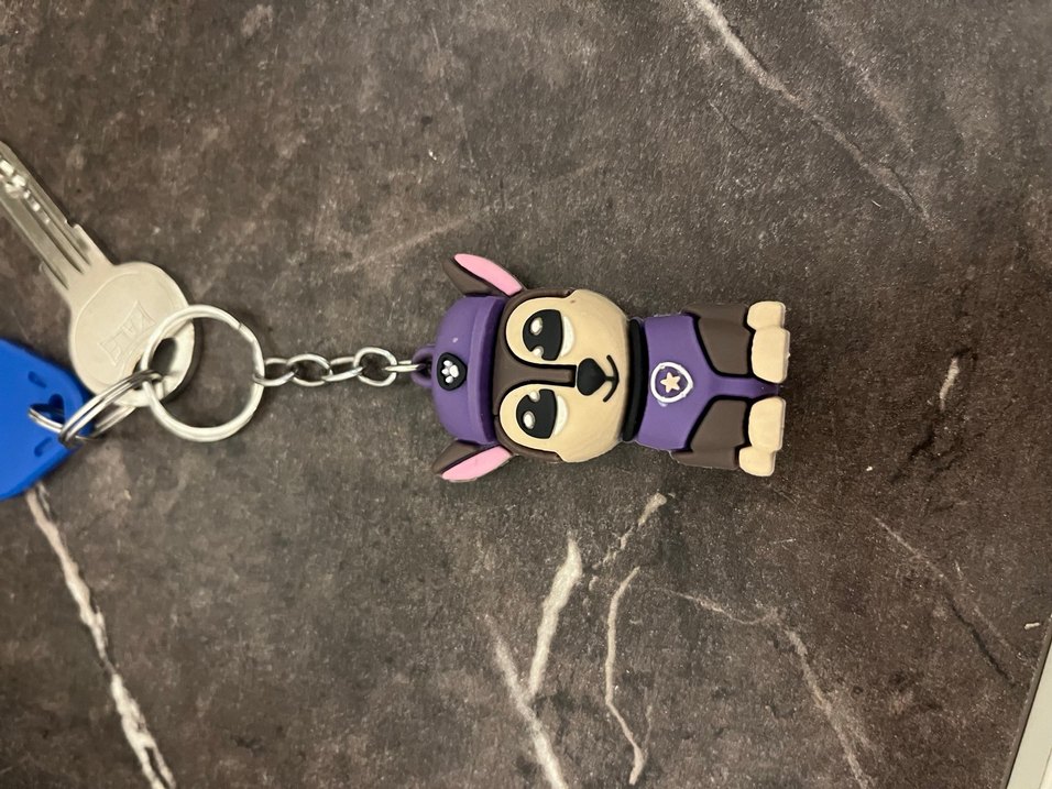 Mor Biker Tarzı Zincir Detaylı Anahtarlık - Görsel 3