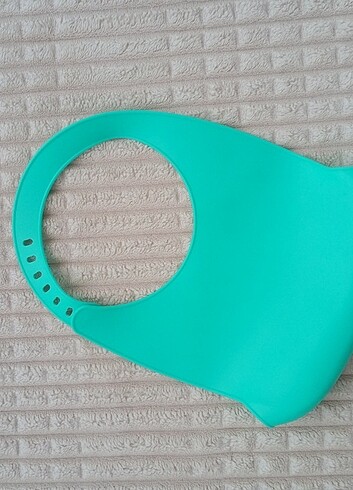 Silikon mama önlüğü - Görsel 3