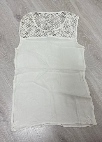 LC Waikiki Dantel Detaylı Kolsuz Beyaz Keten Bluz