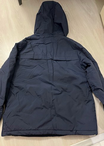 Pull and Bear Erkek Lacivert Kapüşonlu Rüzgarlık