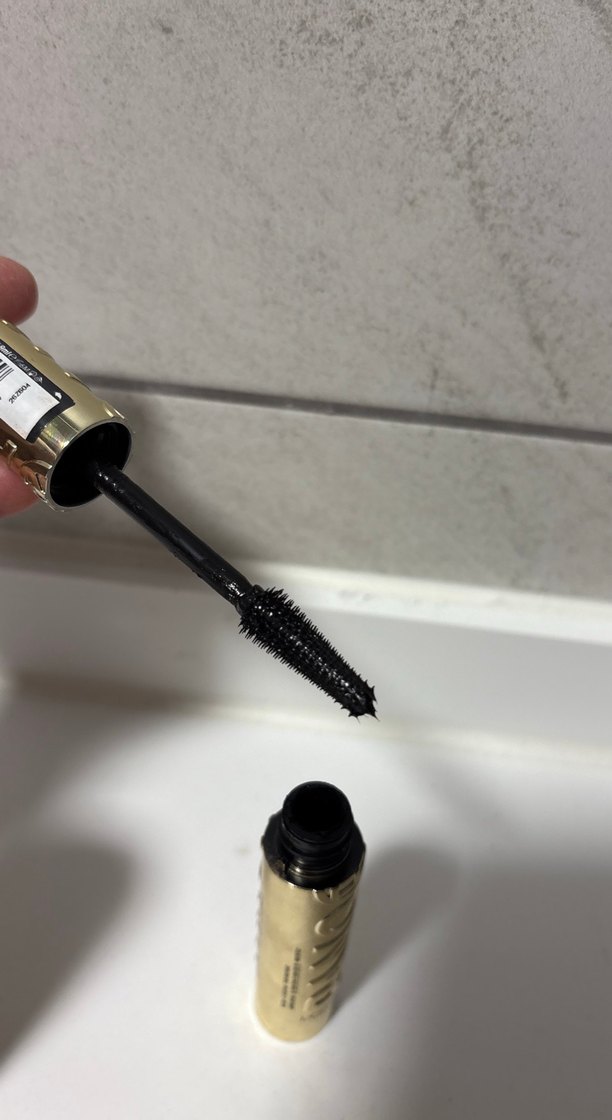 Loreal panaroma Altın Parlak Maskara - Görsel 4