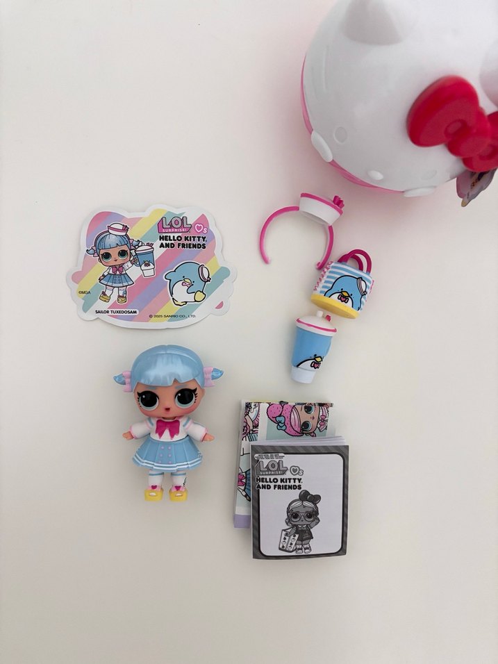lol surprise hello kitty tuxedosam - Görsel 2