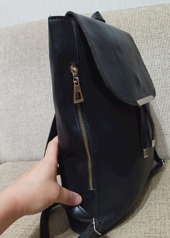 Sırt Çantası - Görsel 4