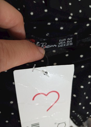 Siyah Puantiyeli Kısa Kollu Kadın Tişört - Görsel 4