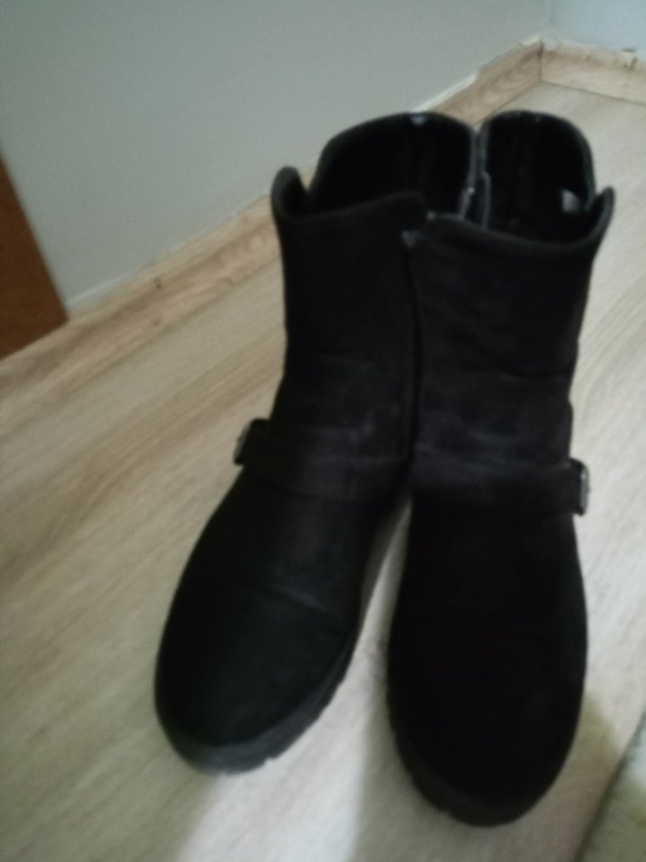 Siyah Süet Tokalı Gizli Topuklu Bot - Görsel 3