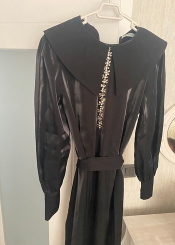 Uzun Siyah Drapeli Tesettür Elbise - Görsel 3