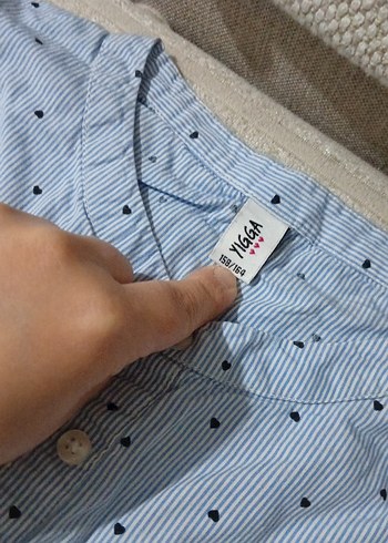 Kız Çocuk Mavi Pamuklu Düğmeli Bluz - Görsel 4