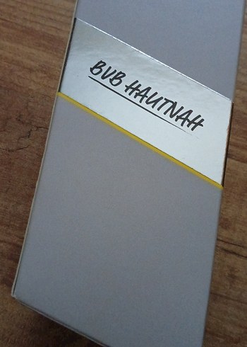 Bruno Banani BVB Fan Edition kadın Parfüm 40ml - Görsel 4