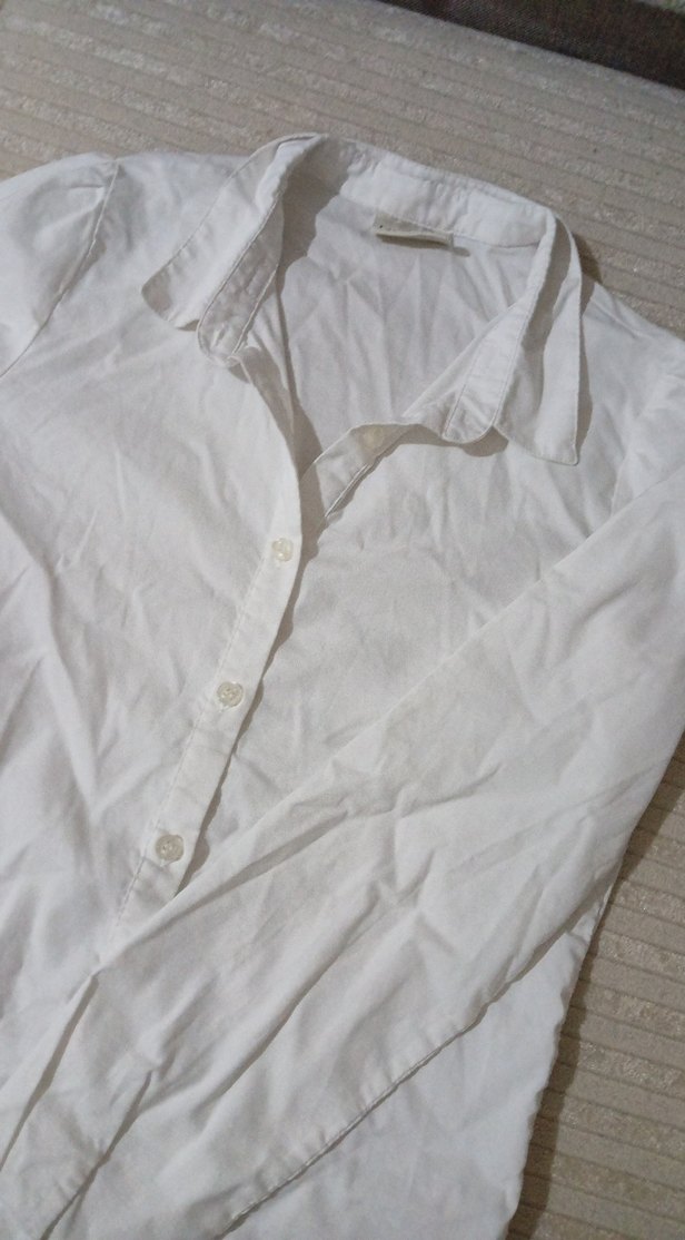 Düğmeli Beyaz Keten Kadın Gömlek - Görsel 3