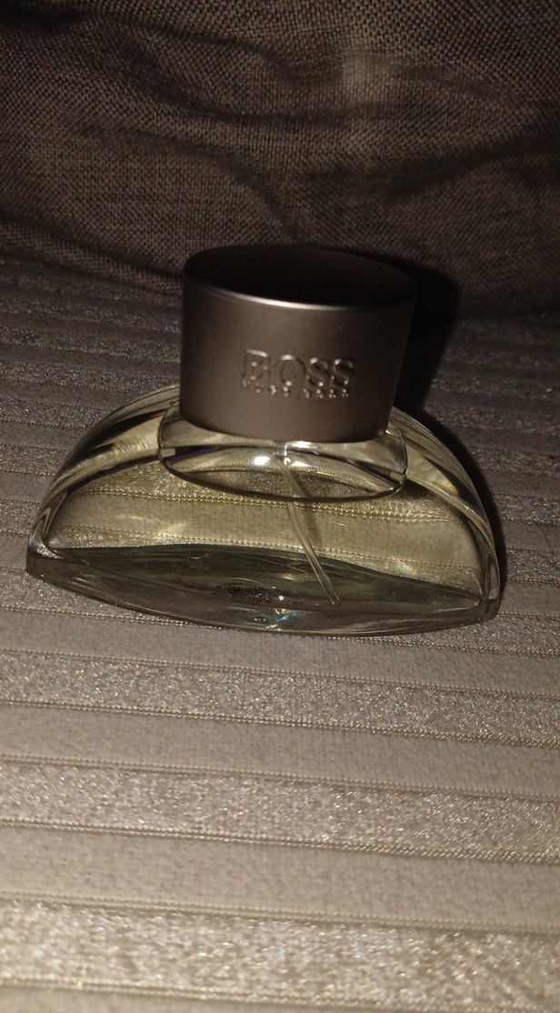 Hugo Boss Kadın Parfümü - Görsel 2