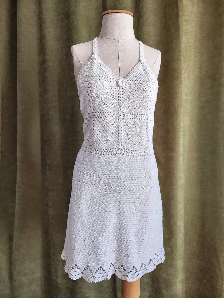 Dantel Detaylı Beyaz V Yaka Örgü Elbise - Görsel 3