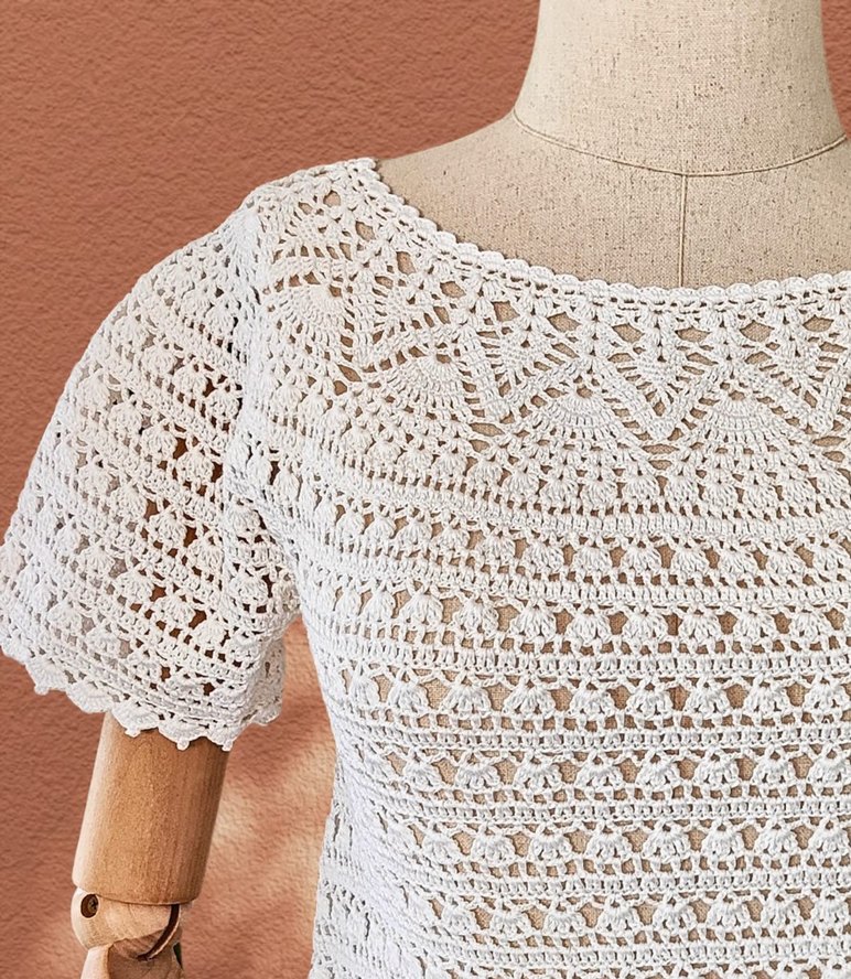 Beyaz Dantel El Örgüsü Kısa Bluz - Görsel 4