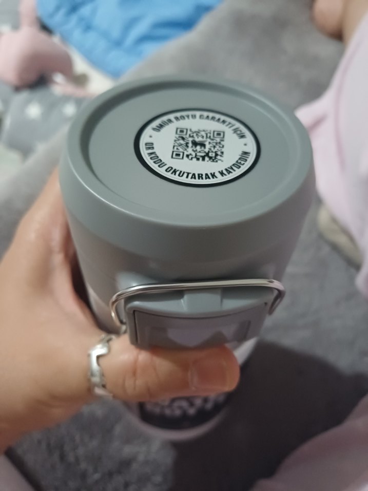 Beyaz ve Gri Stanley termos - Görsel 3