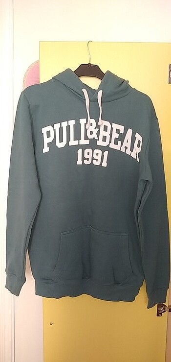 Pull and Bear oversizw sweatshirt 