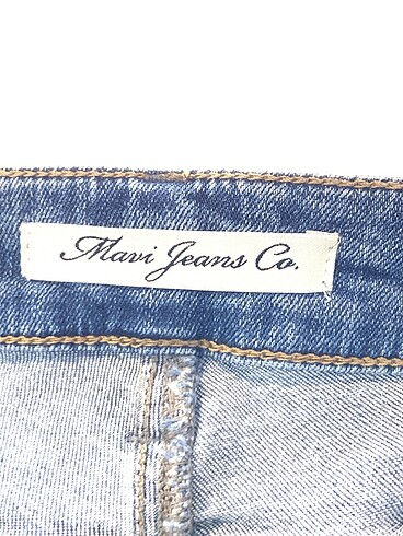 26 Beden mavi Renk Mavi Jean / Kot %70 İndirimli.