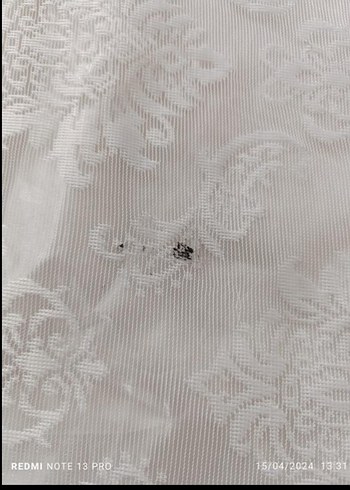 İşlemeli Beyaz Parlak Yatak Örtüsü - Görsel 6