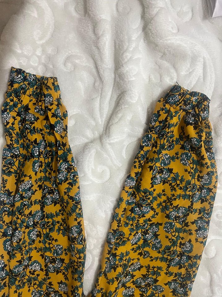 Sarı Çiçek Desenli Bol Kesim Kız Eşofman Altı - Görsel 4