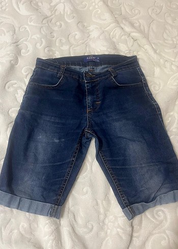 Kızlar için Beyaz Bağlama Desenli Denim Şort - Görsel 2