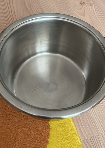 Diğer Gri Kapaklı Çelik Tencere