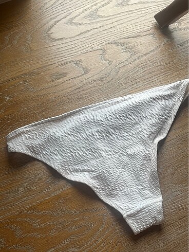 40 Beden beyaz Renk H&M Beyaz Bikini Altı