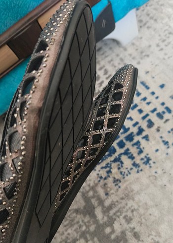 taşlı gri renk yanları transparan pencere detaylı babet - Görsel 5