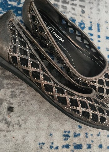 taşlı gri renk yanları transparan pencere detaylı babet - Görsel 2