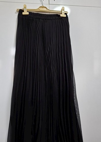 Siyah Pilili Uzun Kadın Etek - Görsel 4