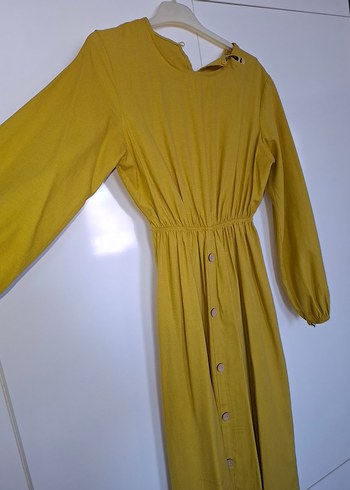 Sarı Düğmeli Uzun Keten Elbise - Görsel 3