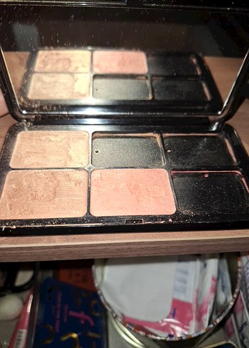 Keratin Saç Maskesi, Bebek Pudrası ve Parfüm Seti - Görsel 3