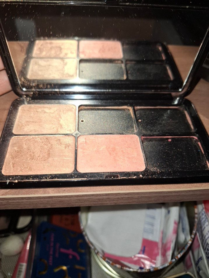 Keratin Saç Maskesi, Bebek Pudrası ve Parfüm Seti - Görsel 3