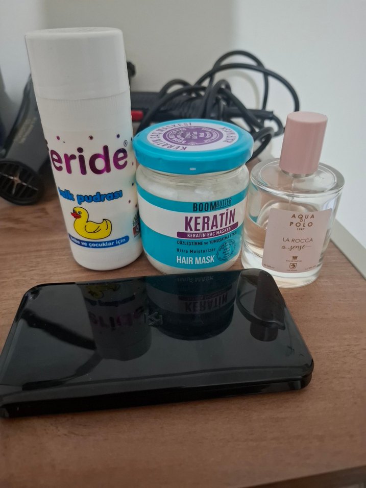 Keratin Saç Maskesi, Bebek Pudrası ve Parfüm Seti - Görsel 2