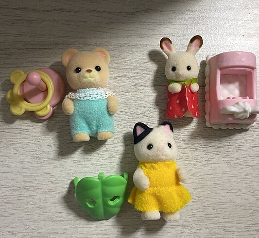 Sylvanian Families Ayıcık-Tavşan-Kedi