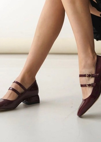 Bordo Parlak Tokalı Kadın Klasik Topuklu Ayakkabı - Görsel 2
