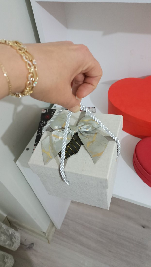 Kırmızı Kalp Şekilli Hediye Kutuları - Görsel 3