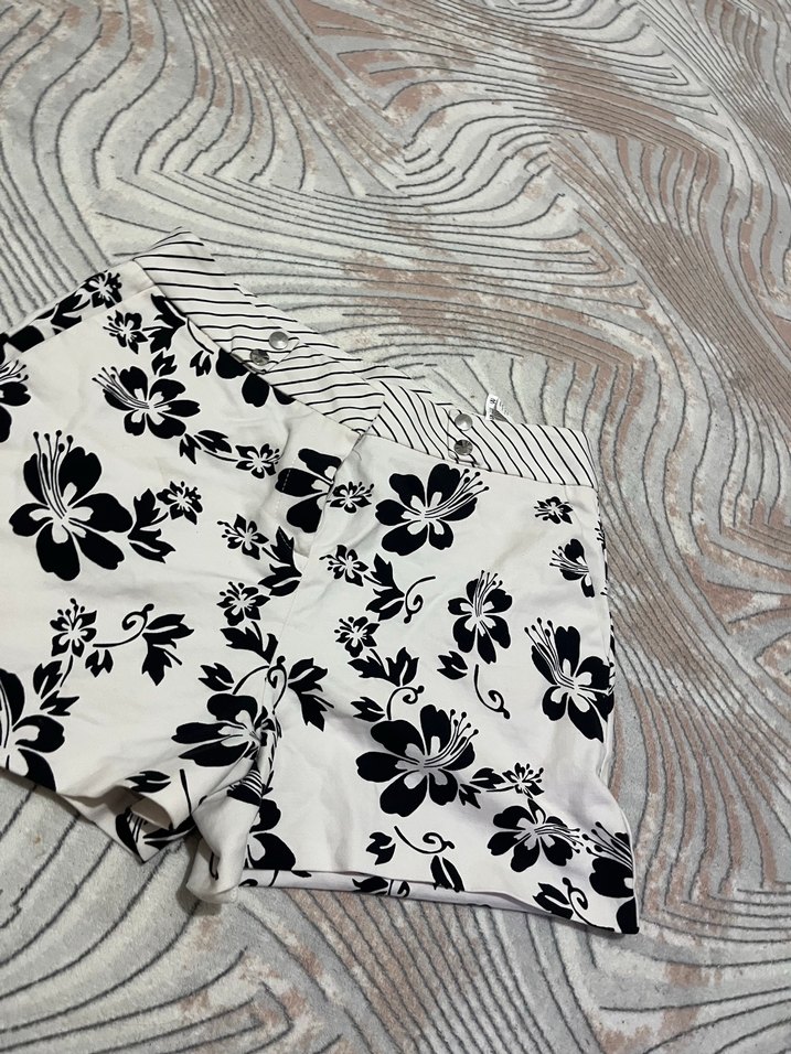 Çiçek Desenli Bohem Hamile Mini Şort - Görsel 2