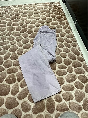 s Beden Yüksek. Bel bol paça pantolon