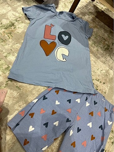 LC Waikiki Lc waikiki marka kız çocuk tshirt tayt takım