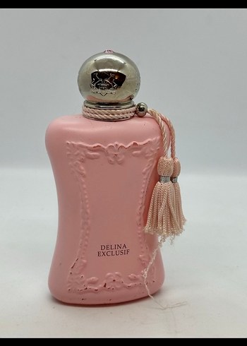 Delina Exclusif