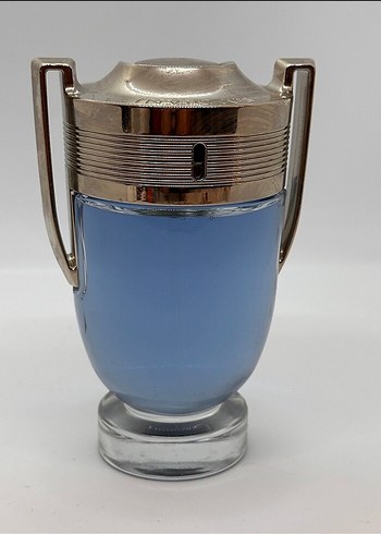 İnvictus Klasik Erkek Parfümü 200 ml EDT